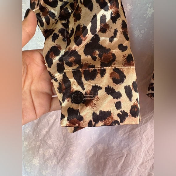 Leopard Print Two-Piece Set - Picture 4 of 10